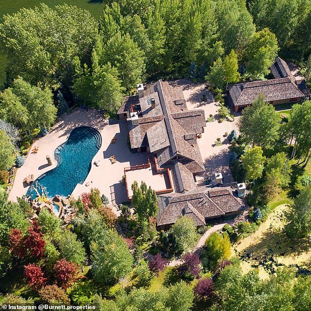 Willis verkaufte seine 20 Hektar große Ranch mit Blick auf den See in der Nähe von Hailey, Idaho, im Oktober 2018 für 5 Millionen US-Dollar.